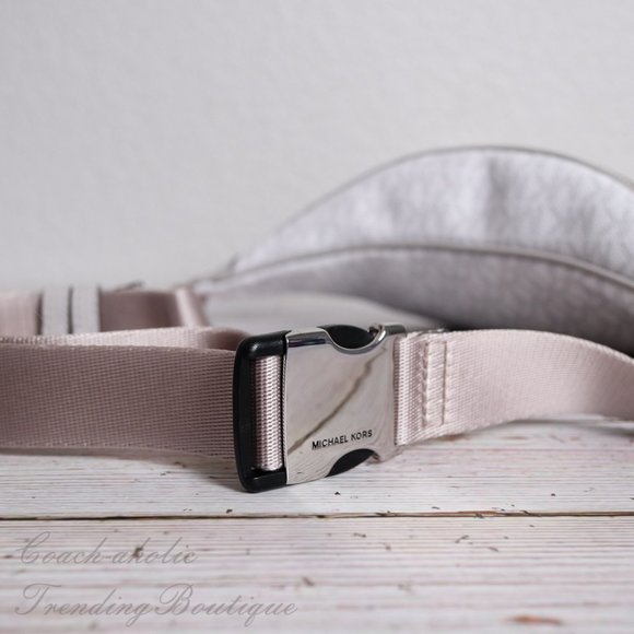 NWT Michael Kors Kenly Small Waist Pack Fanny Pack - Picture 8 of 9